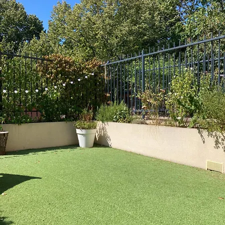 Loft 3 Pieces Sur Jardin - 15 Minutes De Paris Avec Parking *